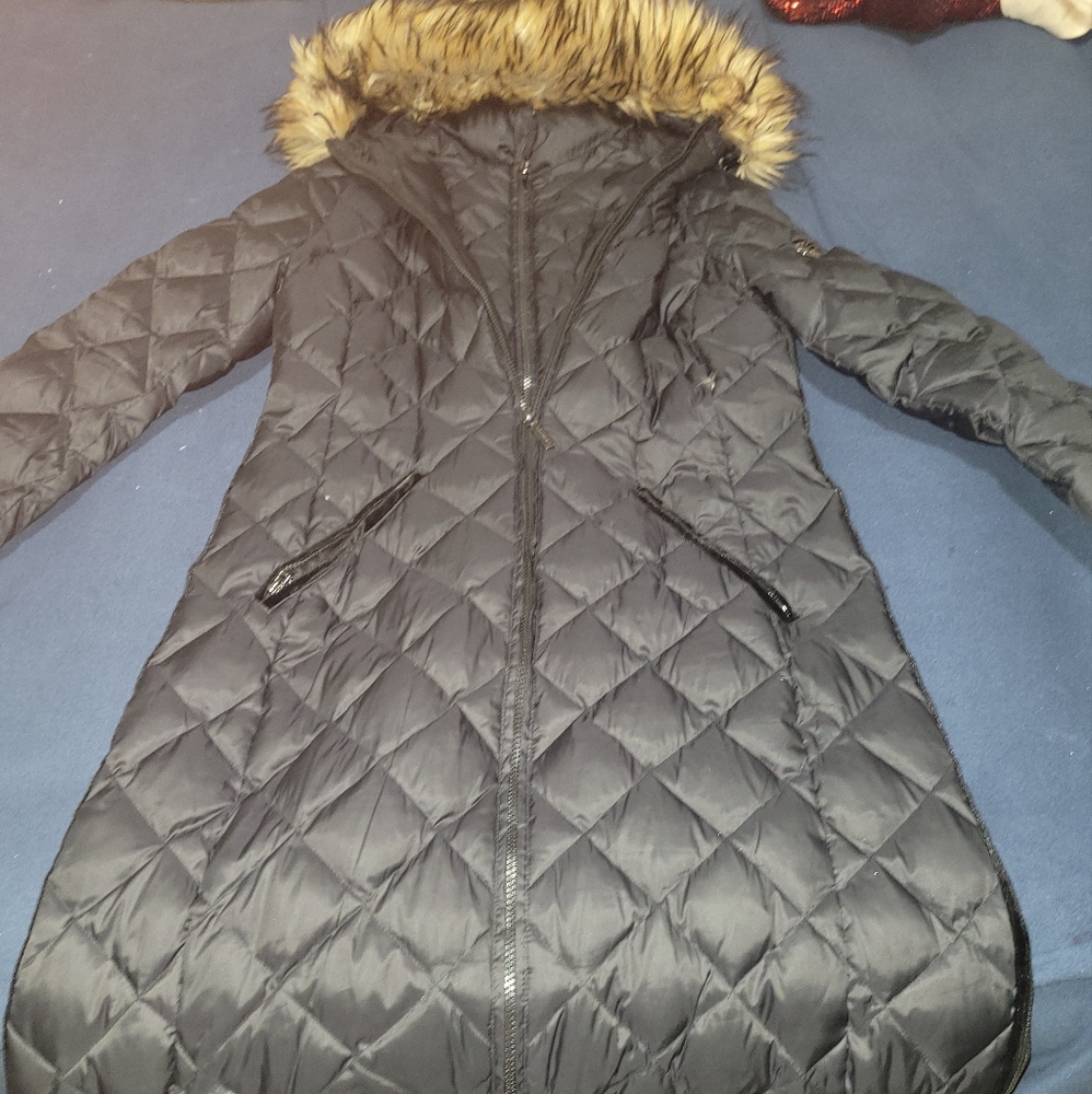 Laundry by Shelli Segal Faux Fur  coat